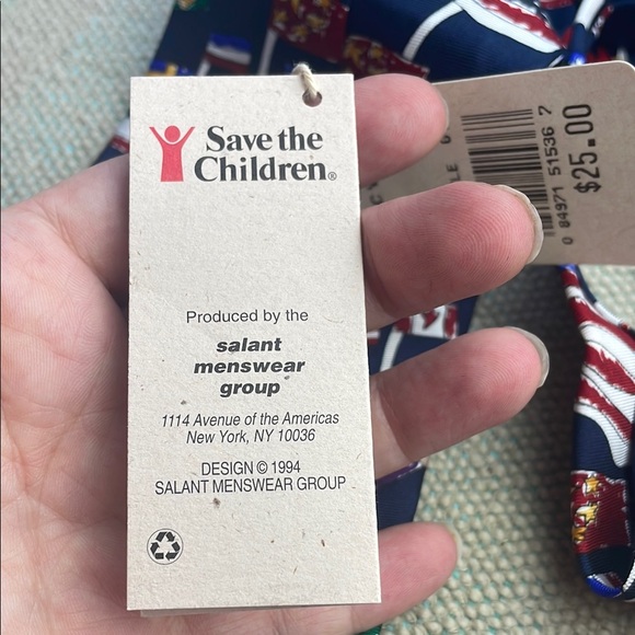 Vintage 1994 Save The Children Silk Tie Flag Art - Picture 9 of 14
